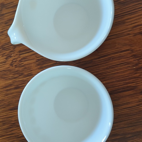 2 Corelle Butterfly Gold Tea Cups - Picture 4 of 4